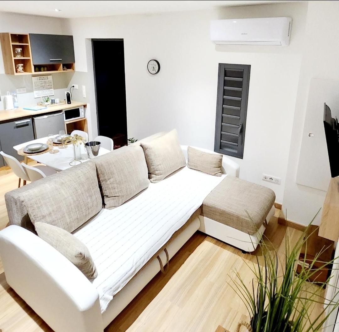 Villa Au Doux Refuge à Le Lambert Extérieur photo